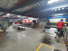 مراجعة مصنع الحوت الأزرق